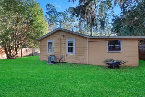 House in Gainesville, Florida 3 bedrooms, 116.96 sq.m. № 1364646 - photo 2