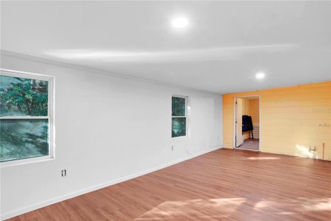 House in Gainesville, Florida 3 bedrooms, 116.96 sq.m. № 1364646 - photo 8