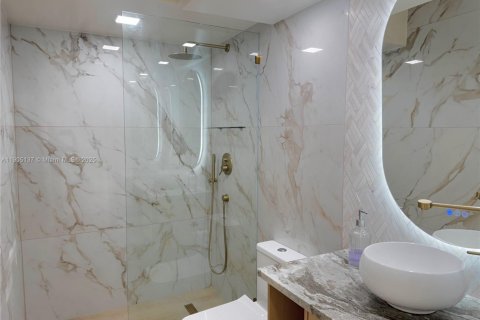 Купить кондоминиум в Майами-Бич, Флорида 3 спальни, 129.13м2, № 1956106 - фото 21