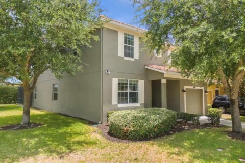 House in Kissimmee, Florida 5 bedrooms, 286.23 sq.m. № 2201490