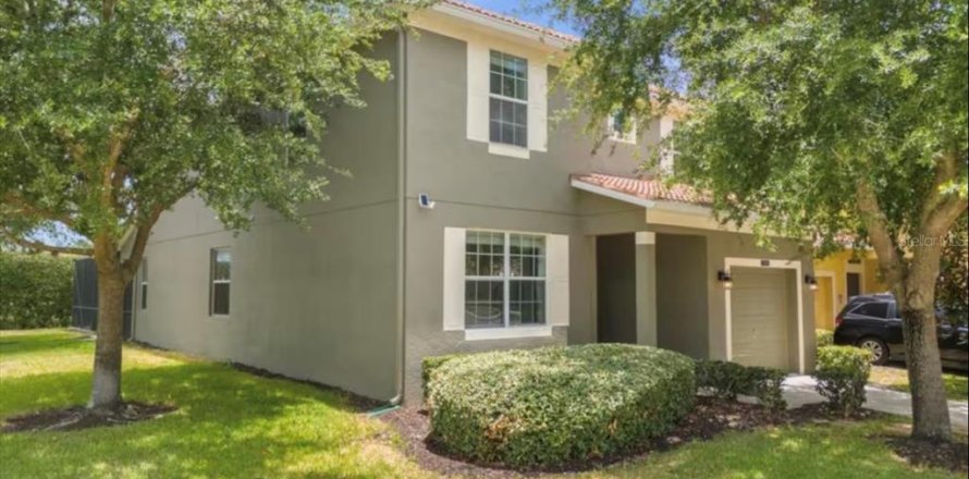 House in Kissimmee, Florida 5 bedrooms, 286.23 sq.m. № 2201490