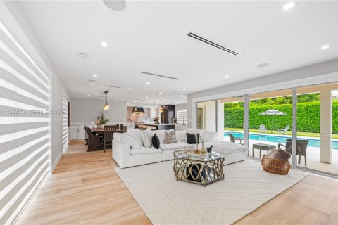Villa ou maison à louer à Palmetto Bay, Floride: 4 chambres, 205.78 m2 № 2025841 - photo 4