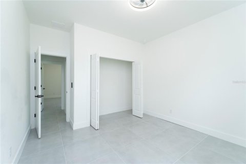 Casa en venta en Lehigh Acres, Florida, 3 dormitorios, 151.43 m2 № 1873552 - foto 19