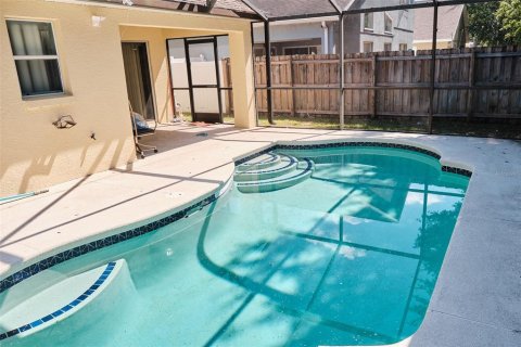 Casa en alquiler en Kissimmee, Florida, 3 dormitorios, 129.88 m2 № 1870454 - foto 1
