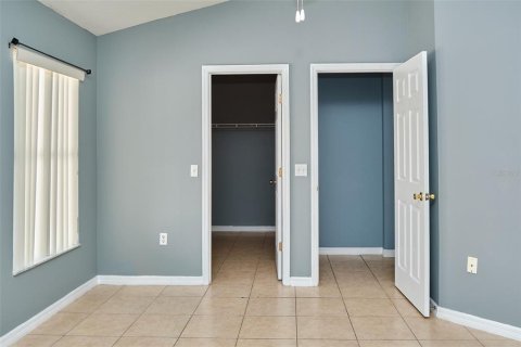 Casa en alquiler en Kissimmee, Florida, 3 dormitorios, 129.88 m2 № 1870454 - foto 10