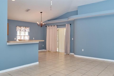 Casa en alquiler en Kissimmee, Florida, 3 dormitorios, 129.88 m2 № 1870454 - foto 15