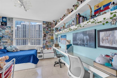 Купить кондоминиум в Майами, Флорида 2 спальни, 175.03м2, № 2011885 - фото 25