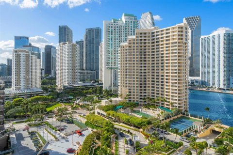 Купить кондоминиум в Майами, Флорида 2 спальни, 175.03м2, № 2011885 - фото 23