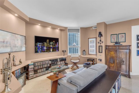 Купить кондоминиум в Майами, Флорида 2 спальни, 175.03м2, № 2011885 - фото 13