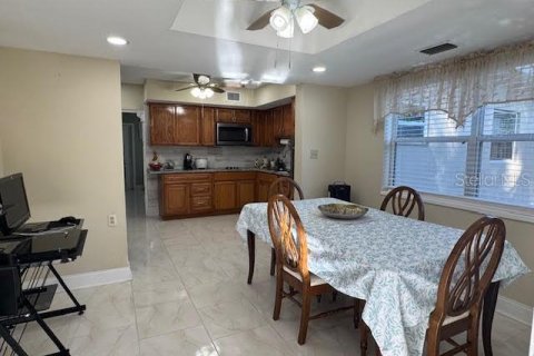 House in New Port Richey, Florida 2 bedrooms, 82.13 sq.m. № 1579131 - photo 18