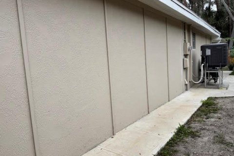 House in New Port Richey, Florida 2 bedrooms, 82.13 sq.m. № 1579131 - photo 28
