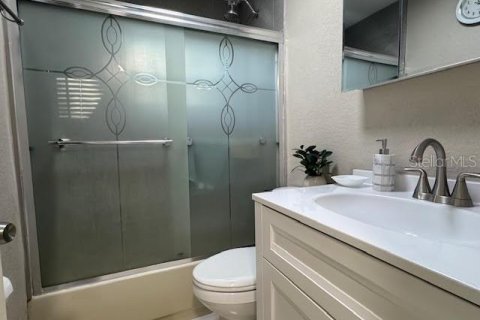 House in New Port Richey, Florida 2 bedrooms, 82.13 sq.m. № 1579131 - photo 27