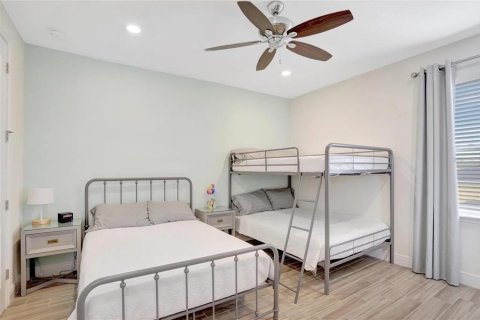 Villa ou maison à vendre à Kissimmee, Floride: 4 chambres, 191.94 m2 № 2222571 - photo 23
