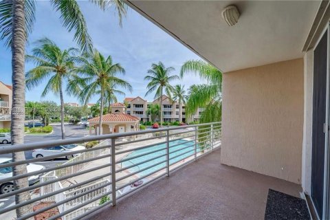 Condo à Hollywood, Floride, 2 chambres  № 2080175