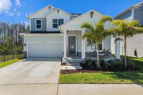 House in Tarpon Springs, Florida 5 bedrooms, 265.51 sq.m. № 1584090 - photo 1