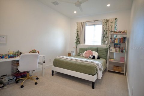 Casa en venta en Kissimmee, Florida, 5 dormitorios, 340.77 m2 № 2201062 - foto 20