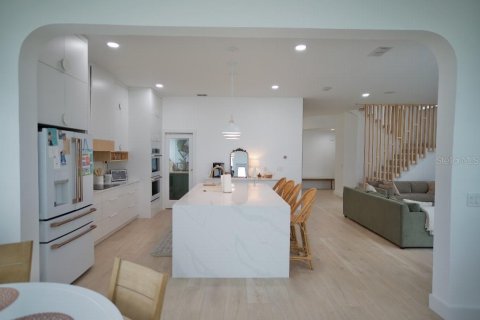 Casa en venta en Kissimmee, Florida, 5 dormitorios, 340.77 m2 № 2201062 - foto 9