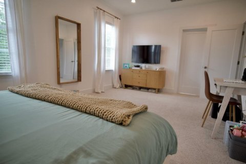 Casa en venta en Kissimmee, Florida, 5 dormitorios, 340.77 m2 № 2201062 - foto 17