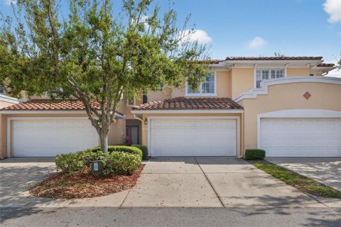 Adosado en venta en Saint Petersburg, Florida, 3 dormitorios, 184.88 m2 № 2150819 - foto 2