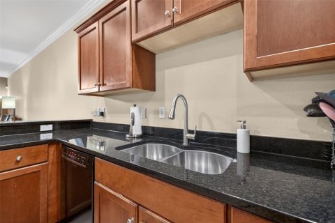 Adosado en venta en Saint Petersburg, Florida, 3 dormitorios, 184.88 m2 № 2150819 - foto 9