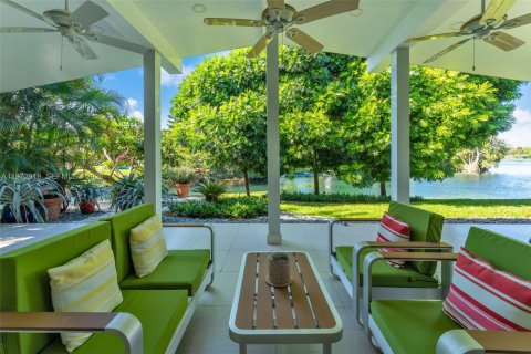 Casa en venta en Pinecrest, Florida, 4 dormitorios, 258.64 m2 № 2033094 - foto 29