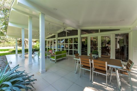 Casa en venta en Pinecrest, Florida, 4 dormitorios, 258.64 m2 № 2033094 - foto 30
