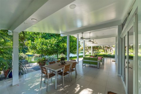 Casa en venta en Pinecrest, Florida, 4 dormitorios, 258.64 m2 № 2033094 - foto 27