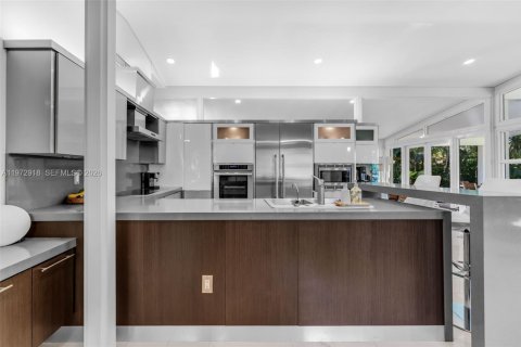 Casa en venta en Pinecrest, Florida, 4 dormitorios, 258.64 m2 № 2033094 - foto 9