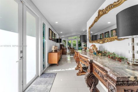 Casa en venta en Pinecrest, Florida, 4 dormitorios, 258.64 m2 № 2033094 - foto 4
