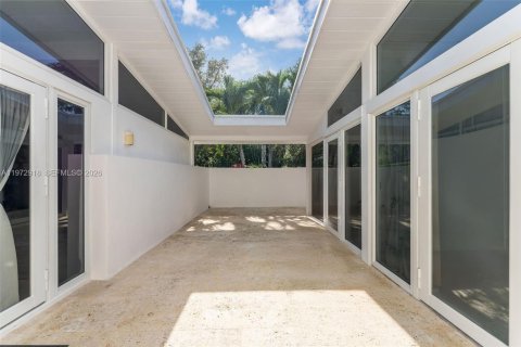 Casa en venta en Pinecrest, Florida, 4 dormitorios, 258.64 m2 № 2033094 - foto 25