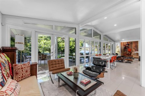 Casa en venta en Pinecrest, Florida, 4 dormitorios, 258.64 m2 № 2033094 - foto 6