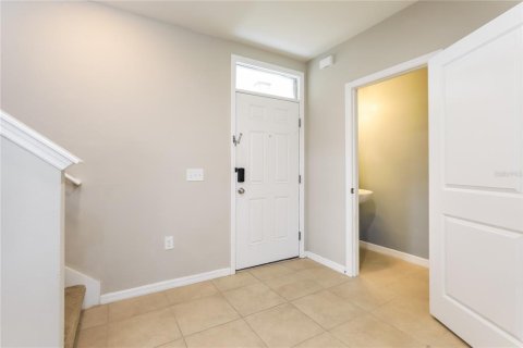 House in Palmetto, Florida 3 bedrooms, 156.26 sq.m. № 1906798 - photo 2