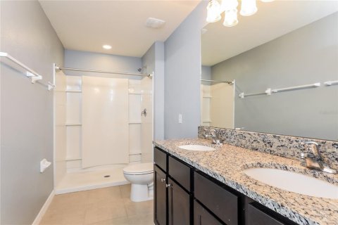 House in Palmetto, Florida 3 bedrooms, 156.26 sq.m. № 1906798 - photo 11