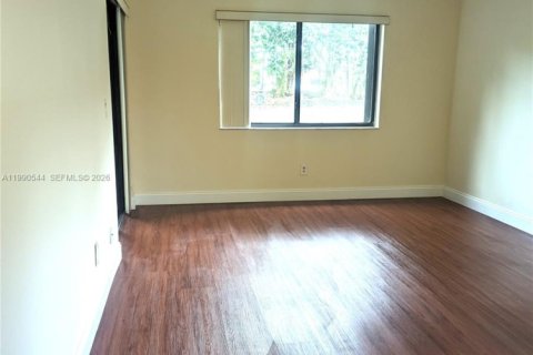 Casa en alquiler en Weston, Florida, 3 dormitorios, 117.8 m2 № 2057921 - foto 15