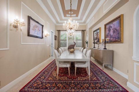 House in Wellington, Florida 5 bedrooms, 467.39 sq.m. № 2158511 - photo 14
