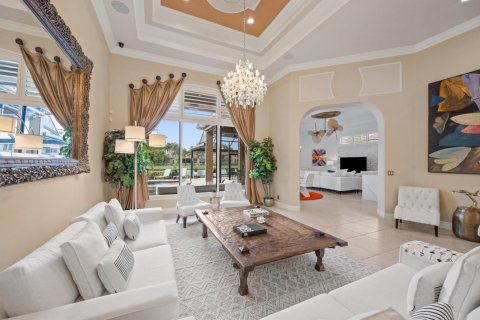 House in Wellington, Florida 5 bedrooms, 467.39 sq.m. № 2158511 - photo 7