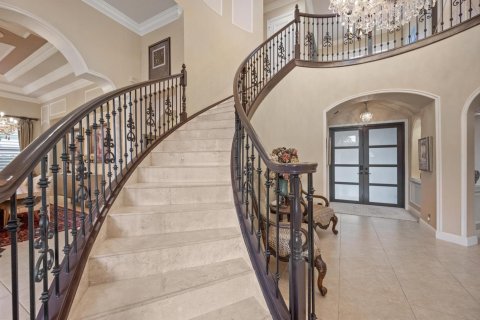 House in Wellington, Florida 5 bedrooms, 467.39 sq.m. № 2158511 - photo 23