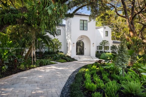 Casa en venta en Coral Gables, Florida, 6 dormitorios, 406.63 m2 № 1936025 - foto 3