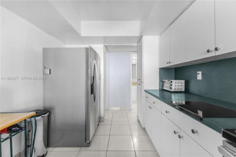 Condominio en venta en Miami Beach, Florida, 1 dormitorio, 110.55 m2 № 2090865 - foto 26