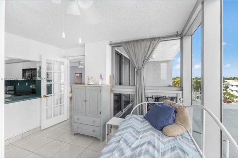 Condominio en venta en Miami Beach, Florida, 1 dormitorio, 110.55 m2 № 2090865 - foto 29