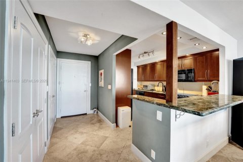 Copropriété à vendre à Fort Lauderdale, Floride: 2 chambres, 111.48 m2 № 1999598 - photo 19