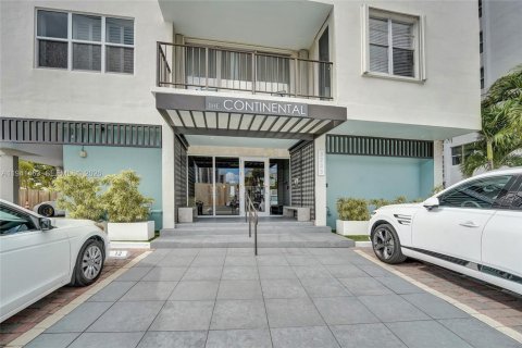 Copropriété à vendre à Fort Lauderdale, Floride: 2 chambres, 111.48 m2 № 1999598 - photo 9