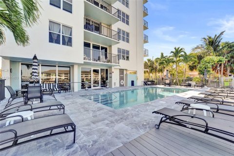 Copropriété à vendre à Fort Lauderdale, Floride: 2 chambres, 111.48 m2 № 1999598 - photo 16