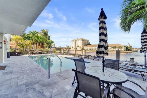 Copropriété à vendre à Fort Lauderdale, Floride: 2 chambres, 111.48 m2 № 1999598 - photo 15