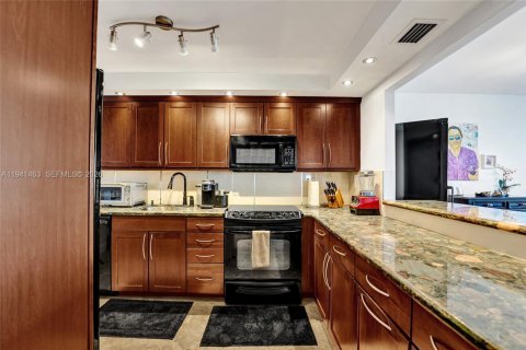 Copropriété à vendre à Fort Lauderdale, Floride: 2 chambres, 111.48 m2 № 1999598 - photo 21