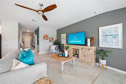 House in Rotonda, Florida 4 bedrooms, 180.32 sq.m. № 1908688 - photo 22