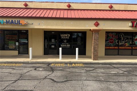 Commercial property in Palm Coast, Florida № 2218754 - photo 10