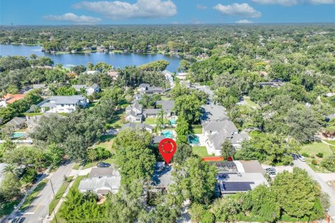 House in Winter Park, Florida 3 bedrooms, 167.6 sq.m. № 2416384 - photo 28