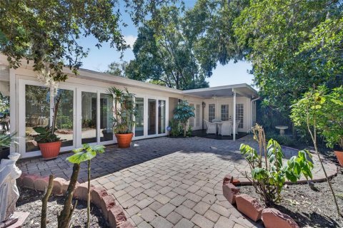 House in Winter Park, Florida 3 bedrooms, 167.6 sq.m. № 2416384 - photo 26