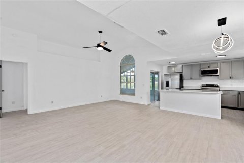 Villa ou maison à vendre à Kissimmee, Floride: 3 chambres, 159.14 m2 № 1527398 - photo 7